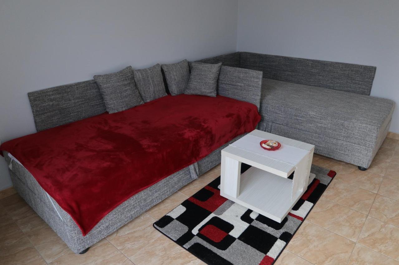 Eva Apartman Szigetvár Exteriör bild